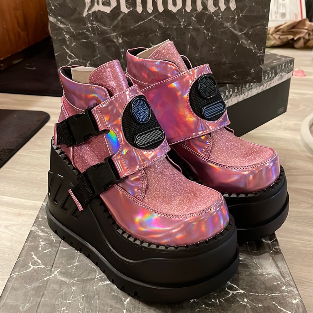Demonia STOMP-15